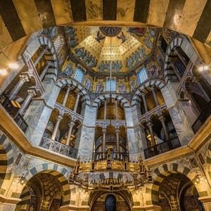 Meet your Posher, Albertine